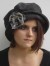 Chapeau fleuri en polaire